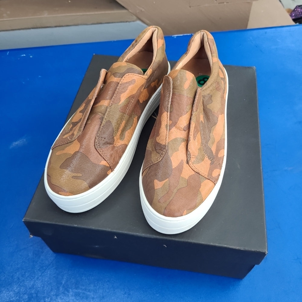 J.slides Leather Camo Slides 8 new